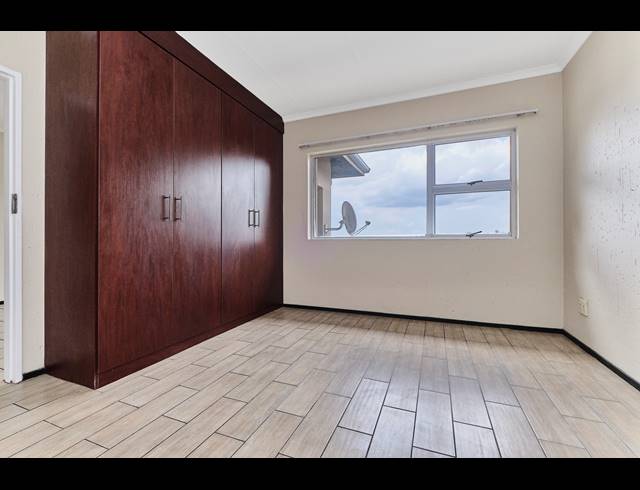1 BEDROOM APARTMENT FOR SALE IN FERNDALE